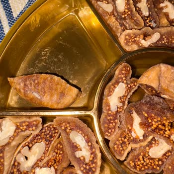 Tuğba Kuruyemiş Satın Aldığım Cevizli İncirden Kurt Çıkması Ve Hijyen Sorunu!