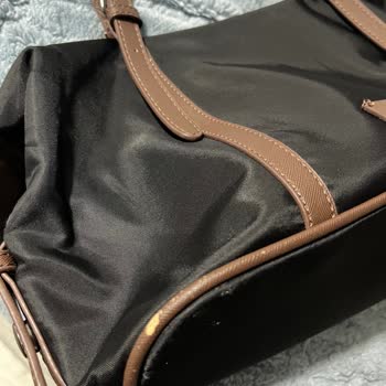 Az Kullanımla Çantada Soyulma Ve Sökülme, Değişim Ya Da İade Talebim Var