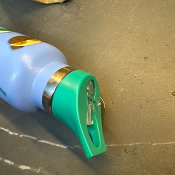 Damlatmaz Denilen Suluk Çocuğumun Çantasını Sürekli Islatıyor