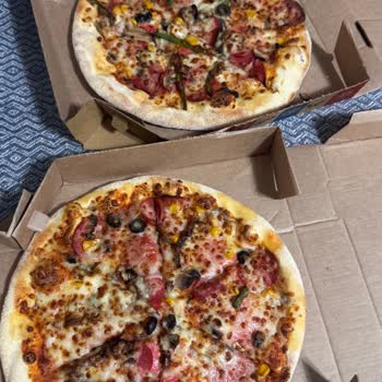 Soğuk Ve Eksik Malzemeli Pizza, İletişim Sıkıntısı Yaşadım