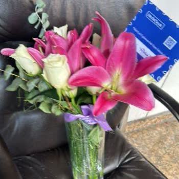 Görseldeki Çiçekle Gelen Arasında Büyük Fark Vardı