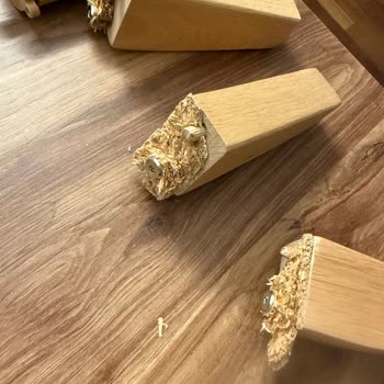 Çilek Mobilya Gardırop Ayakları Güvenlik Riski Oluşturuyor