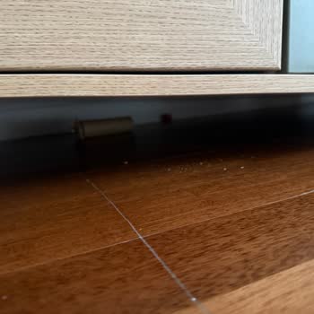 Çilek Mobilya Gardırop Ayakları Güvenlik Riski Oluşturuyor