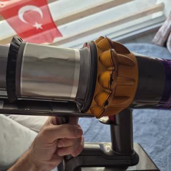Dyson V15 Süpürgemde Yaşanan Ciddi Sorunlar Ve Yetersiz Müşteri Hizmeti