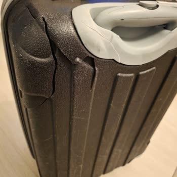 Sunexpress Uçuşunda Kırılan Valizim İçin Sorumluluk Alınmıyor, Mağduriyetim Giderilmiyor