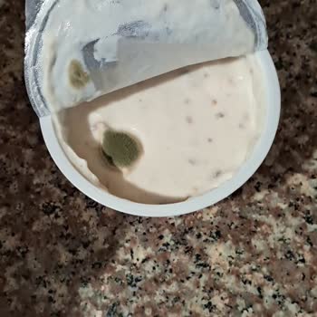 Son Kullanma Tarihi Geçmemiş Üründe Küf Şoku: Gıda Güvenliği Tehlikesi