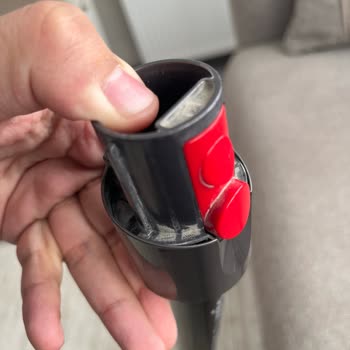 Dyson Süpürge Borusu Kırıldı, Yedek Parça Yok, Mağduriyet Yaşıyorum