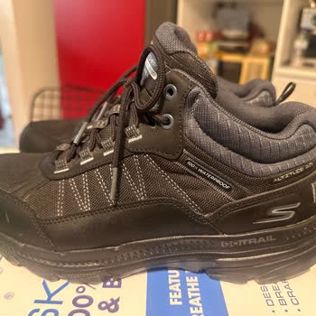 Skechers Altitude 2.0 Ayakkabıda Islak Zeminde Kayma Ve Güvenlik Sorunu