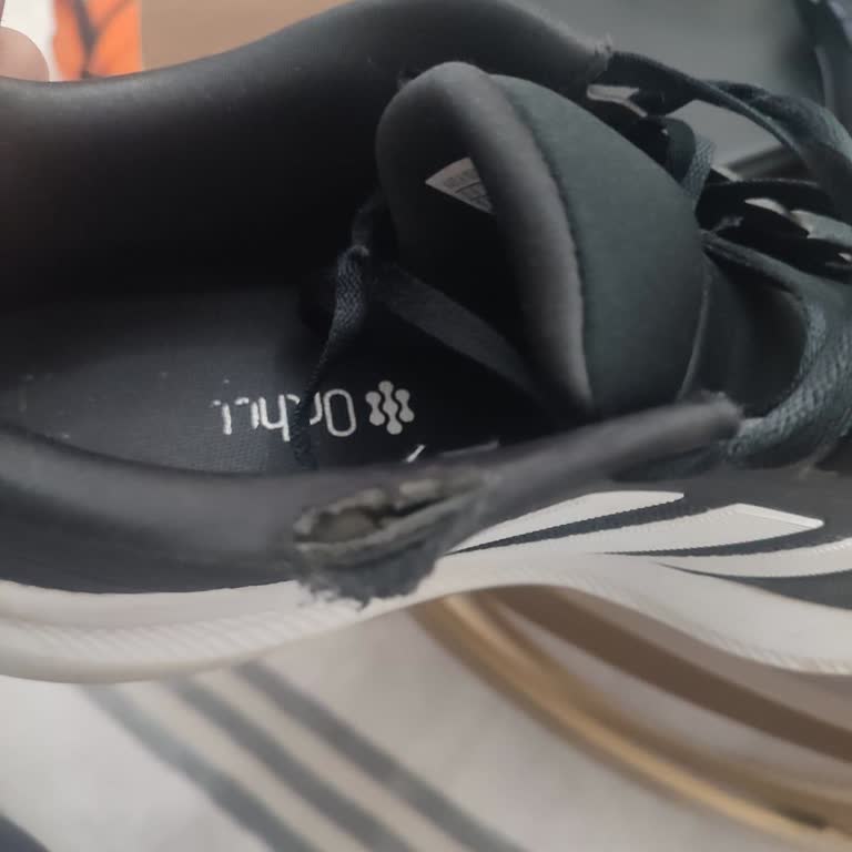 Kısa Sürede Yırtılan Ayakkabıya Yüzeysel İnceleme Ve Olumsuz İade Süreci Yaşadım