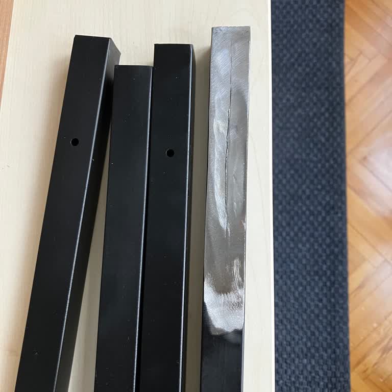 Kırık Ve Boyası Dökülmüş Kitaplık, Müşteri Hizmetlerinden Dönüş Alamadım