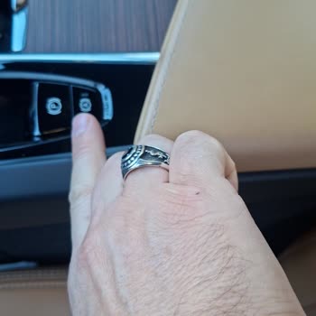 Volvo S60 Outo Hold Düğmesi Arızası Kullanıcı Hatası Denilerek Garanti Dışı Bırakıldı