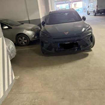 Yüksek Ücretli Abonelikte Güvensiz Ve Düzensiz Otopark Mağduriyeti