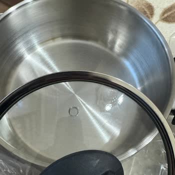 Aldığım Tencere Seti Teşhir Ürünü Gibi, Müşteri Hizmetlerine Ulaşamıyorum