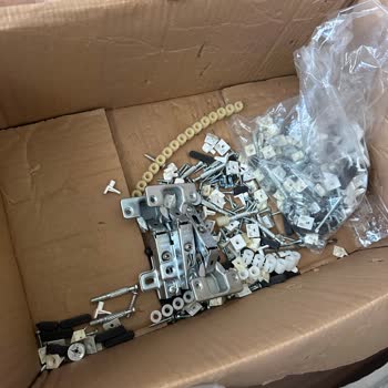 Eksik Ve Fazla Parçalı Dolap, Yetersiz Müşteri Hizmetleriyle Mağduriyet Yaşadım