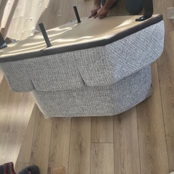 Teşhirdeki Kaliteyle Alakasız Koltuk Ve İade Sorunu