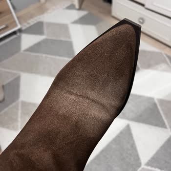 İlk Kullanımda Lekelenen Botlar Ve Yetersiz Müşteri Hizmeti