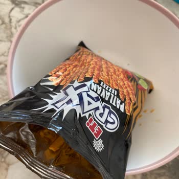 Atıştırmalık Üründe Yabancı Madde Şoku: Sağlığımız Tehlikede