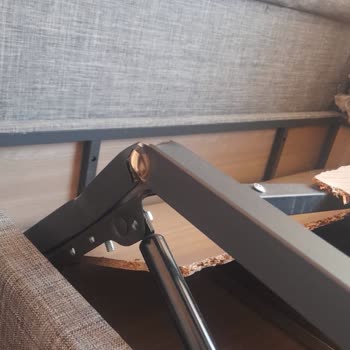 Evkur’dan Satın Alınan Baza Ve Başlıkta Arıza, Uzayan Teslimat Ve İletişim Sorunu