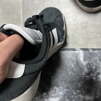 Kısa Sürede Deforme Olan Adidas Ayakkabı İçin İade Talebim Reddedildi