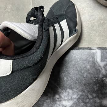 Kısa Sürede Deforme Olan Adidas Ayakkabı İçin İade Talebim Reddedildi