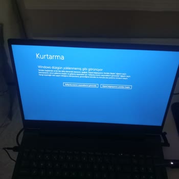 HP Victus 16 Cihazım Rastgele Ekran Kapanma Ve Donanım Arızaları İle Kullanılamaz Durumda