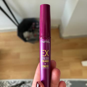 Maskara Kullanımında Yaşadığım Dökülme Ve Kızarıklık Endişesi