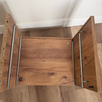 Yanlış Parçalı Komodin 3 Aydır Teslim Edilemedi, İade Talebim Karşılanmıyor