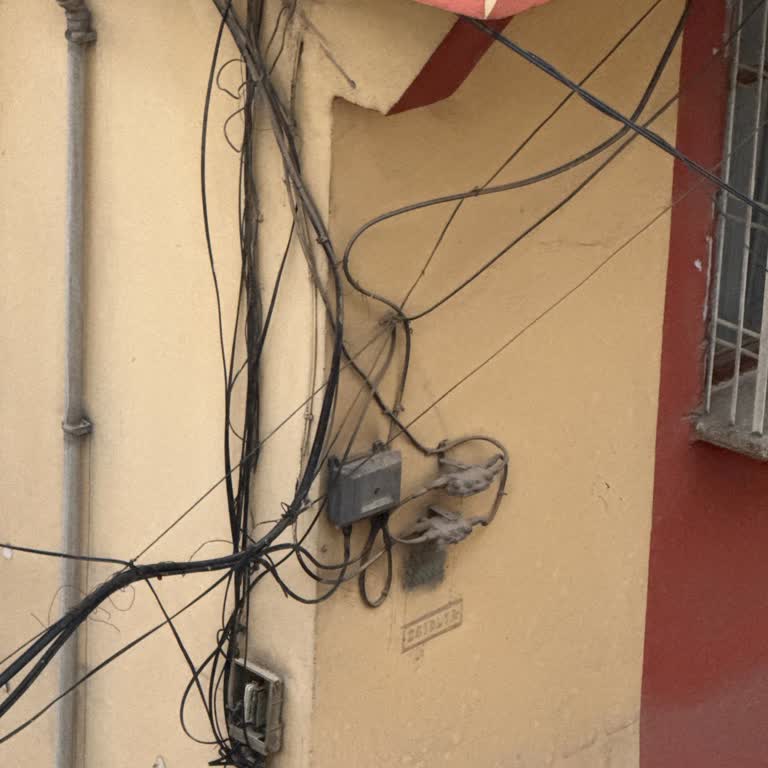 Sürekli Kesilen İnternet İş Ve Eğitimi Aksatıyor