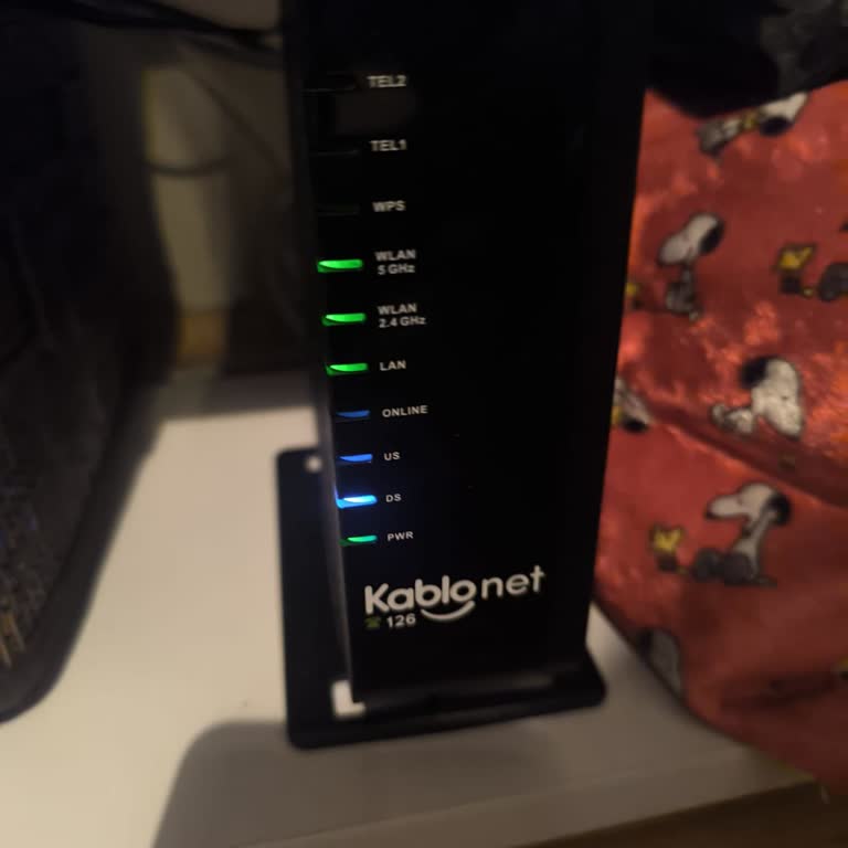 Günlerdir Süren İnternet Kesintisi Ve Bilgilendirme Eksikliğiyle Mağduriyet Yaşıyorum