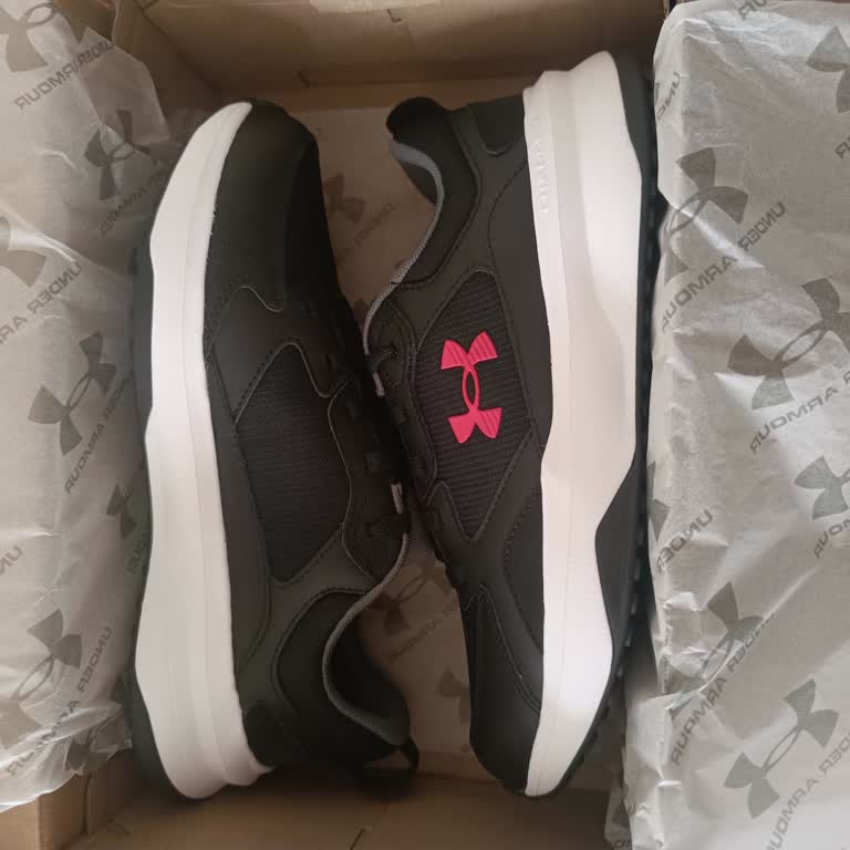 Sipariş Verdiğim Ayakkabı Yerine Farklı Renk Ve Model Gönderildi