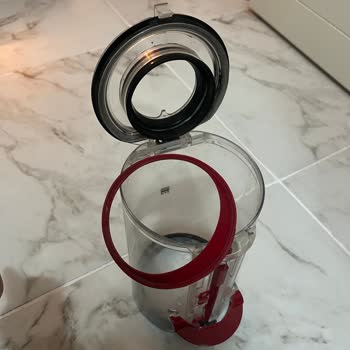 Dyson V10 Hazne Lastiği Çıktı, Basit Parça İçin Ücretsiz Çözüm Bekliyorum