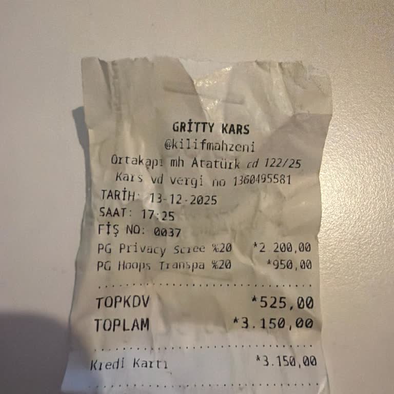 Aldığım Ekran Koruyucu Ertesi Gün Çatladı Mağaza İlgisiz Ve Saygısız Davrandı