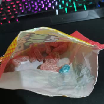 Kent Sour Patch Jelibon Paketinde Yabancı Maddeyle Karşılaştım