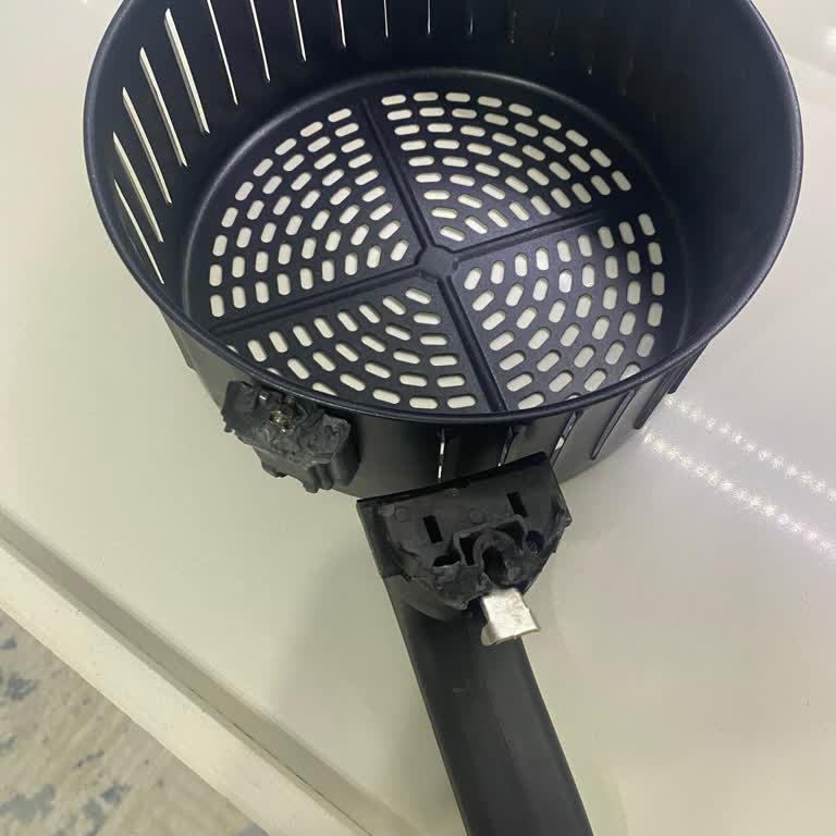 Fitfry Smart Ürününün Kronik Kulp Kırılması Nedeniyle Güvenlik Ve Kullanım Sorunu