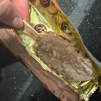 Aldığım Magnum Mini Dondurma Bozuk Çıktı, Değişim Talep Ediyorum