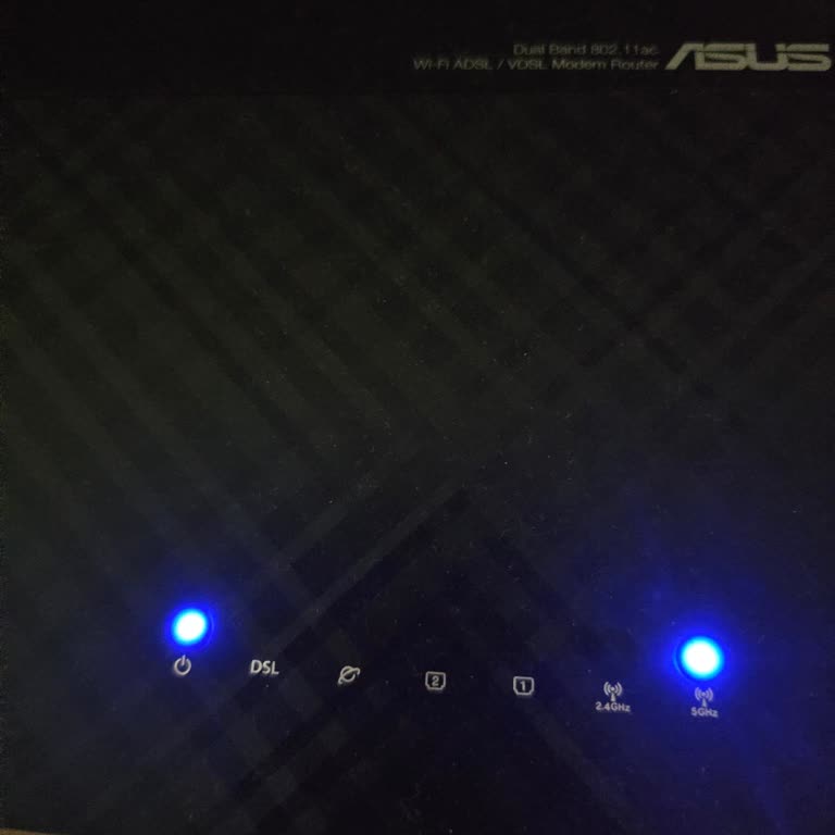 Taahhüt Yenilemesi Sonrası Uzayan İnternet Kesintisi Ve Yetersiz Müşteri Desteği Nedeniyle Mağduriyet