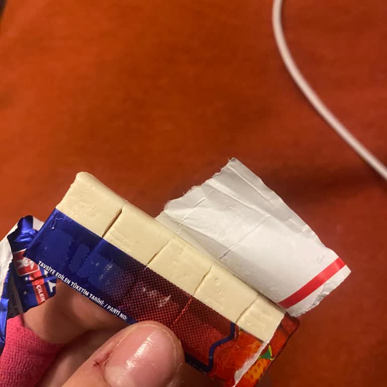 Falım Çilekli Sakızda Hijyen Sorunu Ve Eksik Fallar Şaşırttı