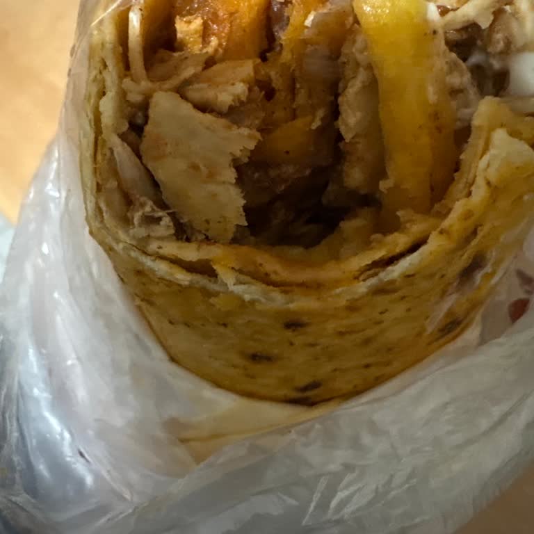 Mogaf Hatay Döner Bayat Tavuk Dürüm Nedeniyle Sağlık Endişesi Ve İade Talebi