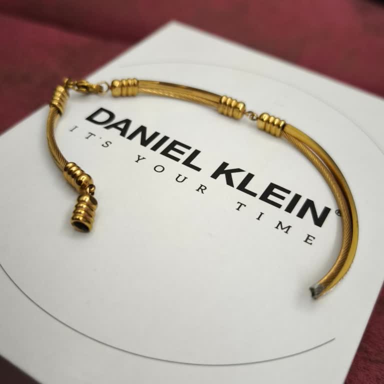 Daniel Klein Aldığım Bileklik Hem Erken Bozuldu Hem De Garanti Kapsamına Alınmadı