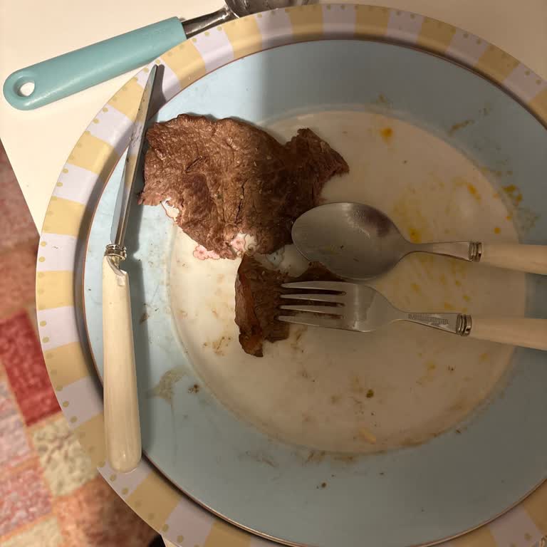 File Market Bosna Bulvarı'nda Aldığım Et Sert Çıktı, Bıçak Kırıldı