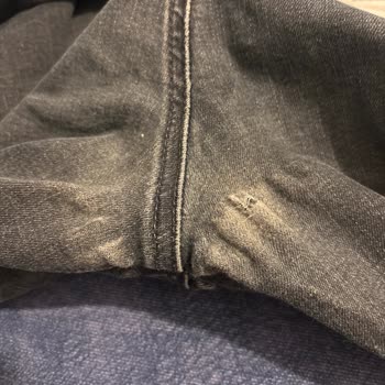 Kısa Sürede Yırtılan Pantolon Ve Olumsuz İnceleme Sonucu Hayal Kırıklığı