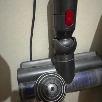 Dyson Süpürgem İçin Yedek Parça Bekleyişi Mağduriyet Yaratıyor