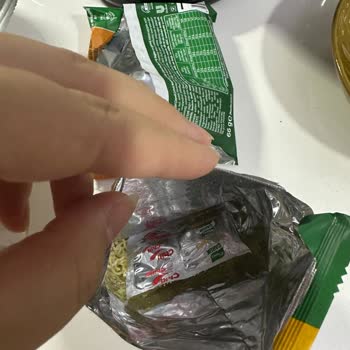 Knorr Çubuk Noodle Sos Paketlerinde Sürekli Yırtık Ambalaj Sorunu