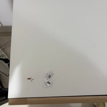 Satın Aldığım TV Sehpasındaki Hasar Etiketle Gizlenmiş, İade Ve Ücret İadesi Talep Ediyorum