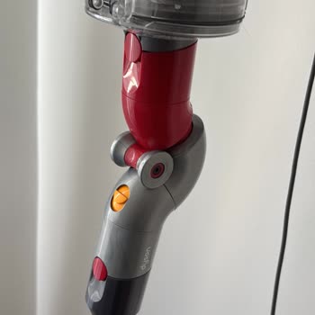 Dyson V12 Süpürgemde Hızla Azalan Çekiş Gücü Ve Beklenmedik Performans Kaybı