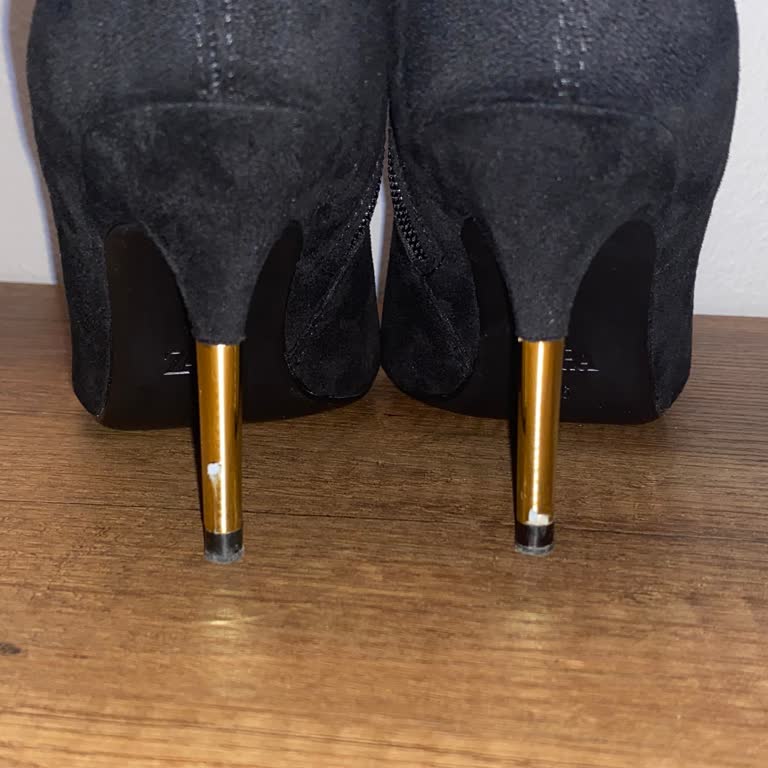 Zara’dan Alınan Topuklu Ayakkabının Kısa Sürede Hasar Görmesi Ve İade Sorunu