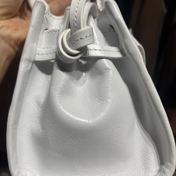 Manc Aldığım Çanta Hem Yanlış Hem Defolu Çıktı Değişim Yapılmıyor