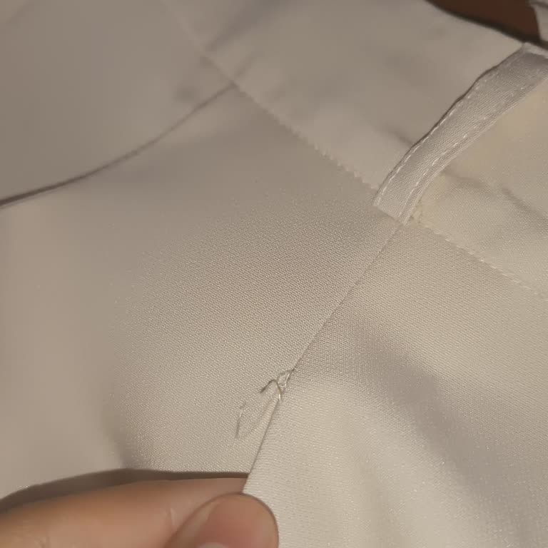 Aldığım Blazer Takım Defolu Ve Kalitesiz Çıktı Satıcıya Ulaşamıyorum İade Talebim Karşılanmıyor