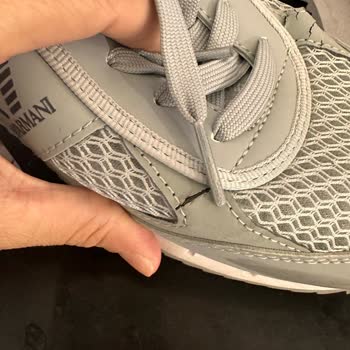 Emporio Armani Ayakkabıda Kısa Sürede Yırtılma Ve Yetersiz Müşteri Desteği