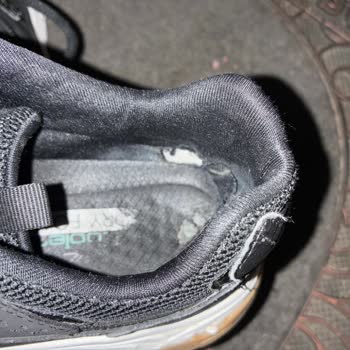 Skechers Ayakkabıda Kısa Sürede Aşırı Yıpranma ve Hayal Kırıklığı